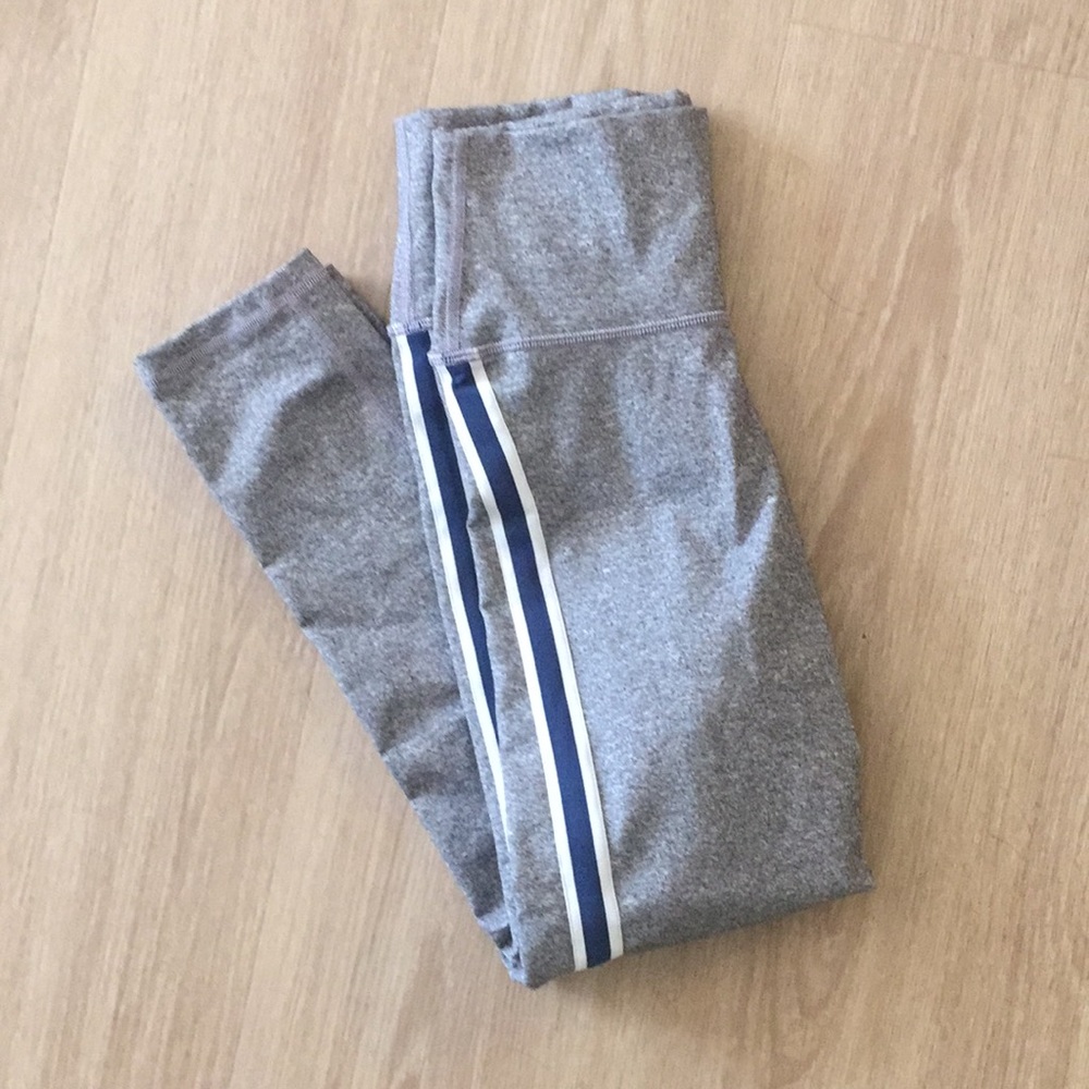 Aerie Move High Waisted Track 7/8 Leggings